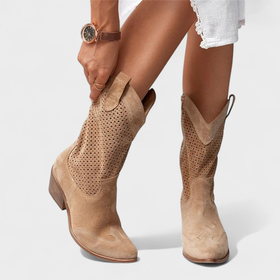 JANA | BOTAS COWBOY DE ANTE PERFORADAS